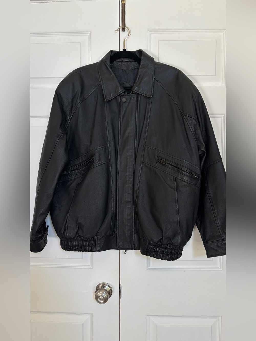 Men’s R&R Casuals Black Genuine Leather Bomber Jacket Size XL Vintage